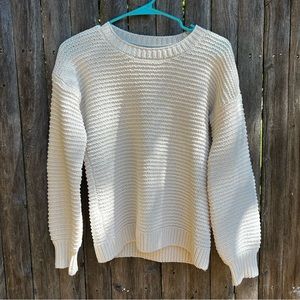 Abercrombie & Fitch white sweater